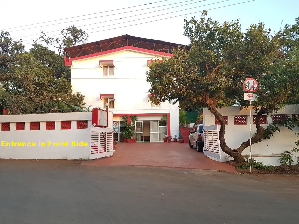 Hotel Stone House Mahābaleshwar Екстериор снимка
