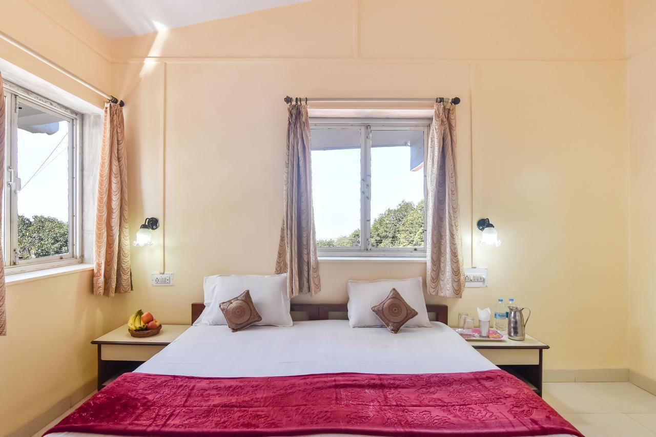 Hotel Stone House Mahābaleshwar Екстериор снимка