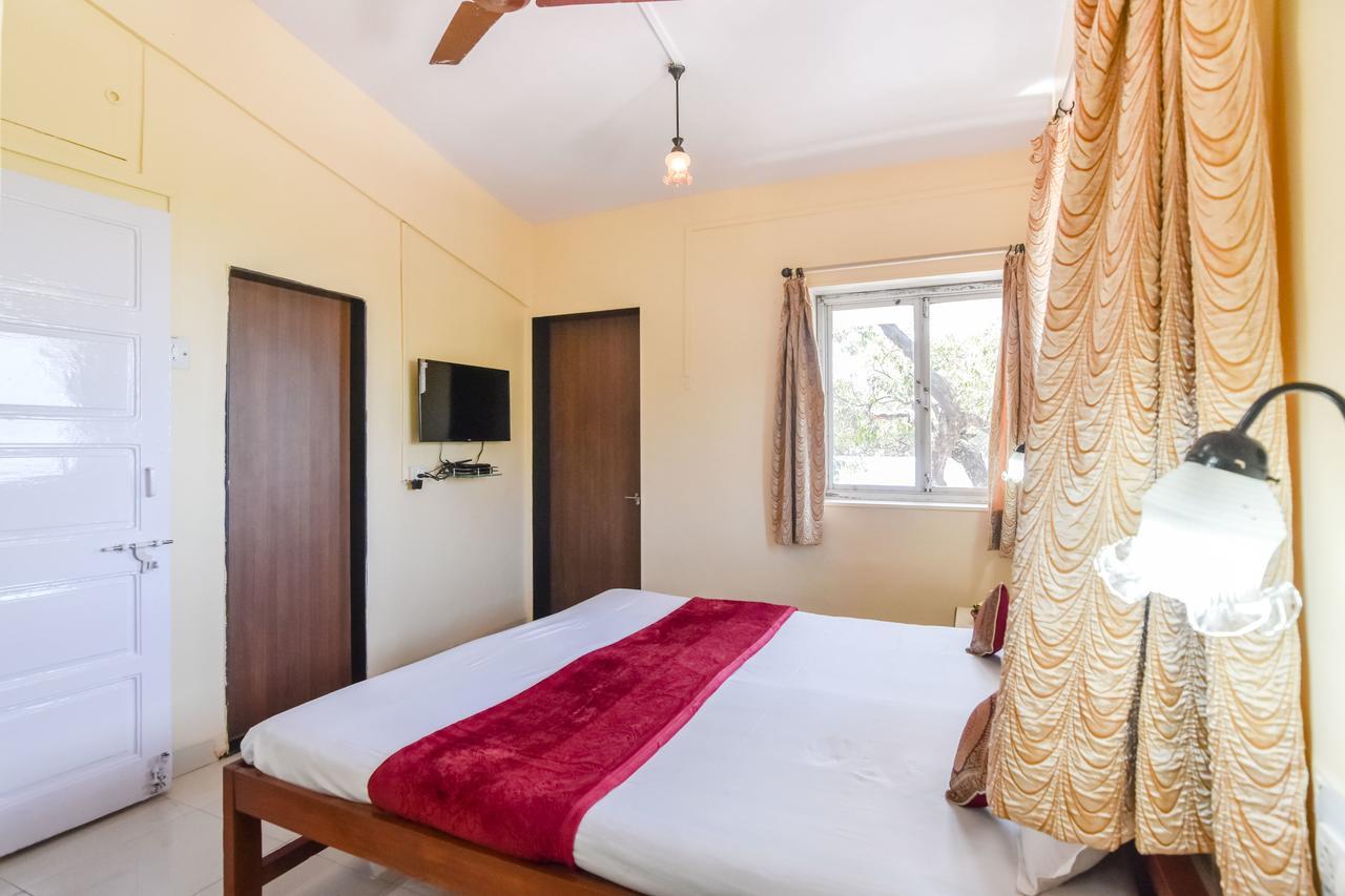 Hotel Stone House Mahābaleshwar Екстериор снимка