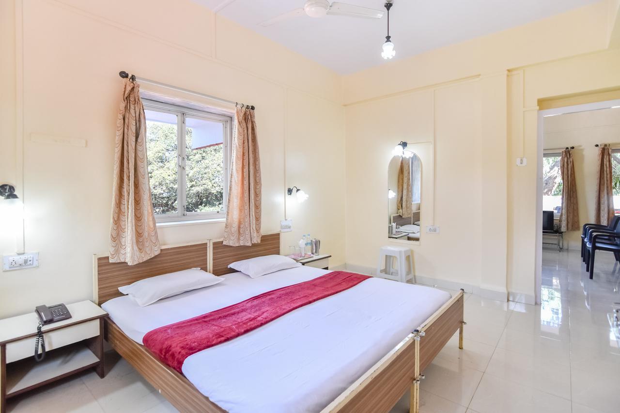 Hotel Stone House Mahābaleshwar Екстериор снимка